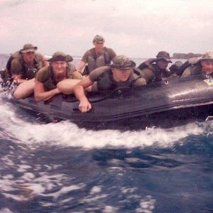 Meet your Posher, Travis